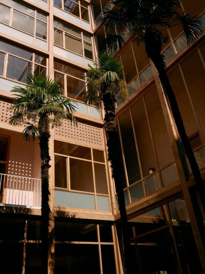 Rooms Hotel Батуми Екстериор снимка