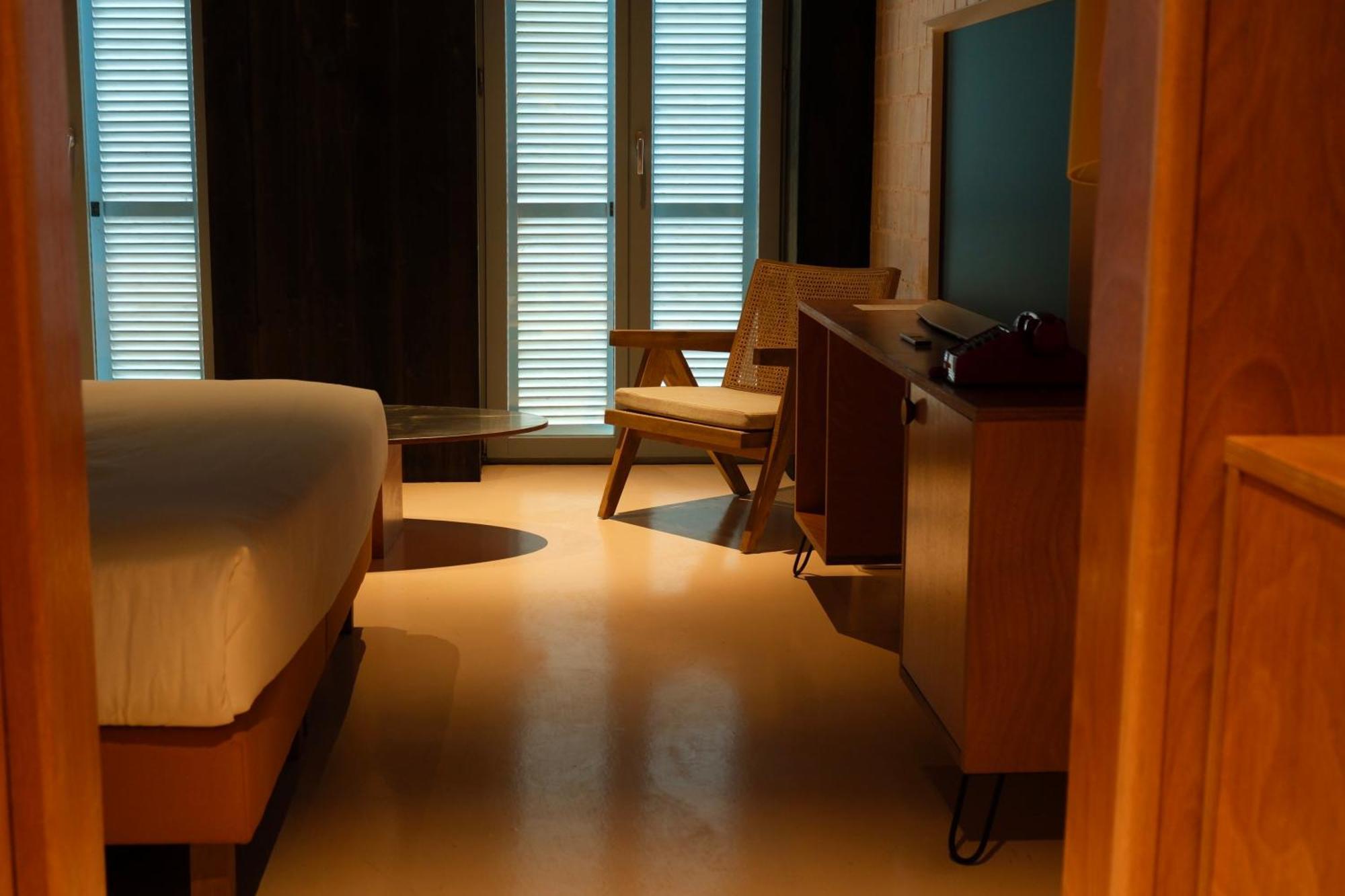 Rooms Hotel Батуми Екстериор снимка
