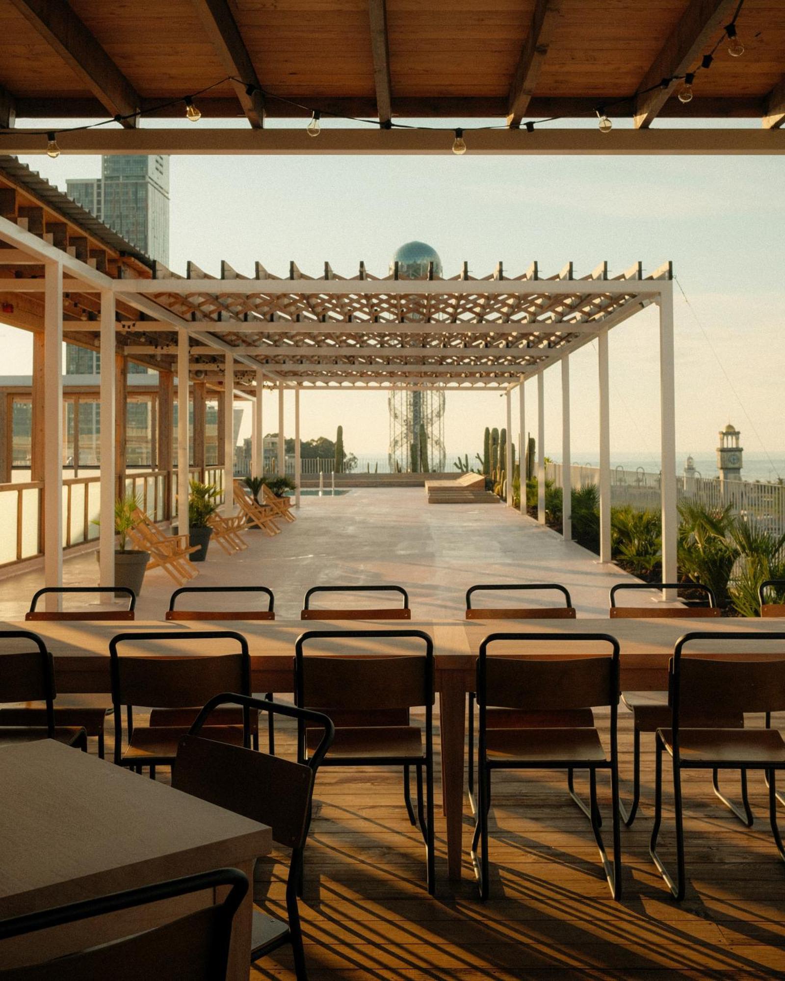 Rooms Hotel Батуми Екстериор снимка